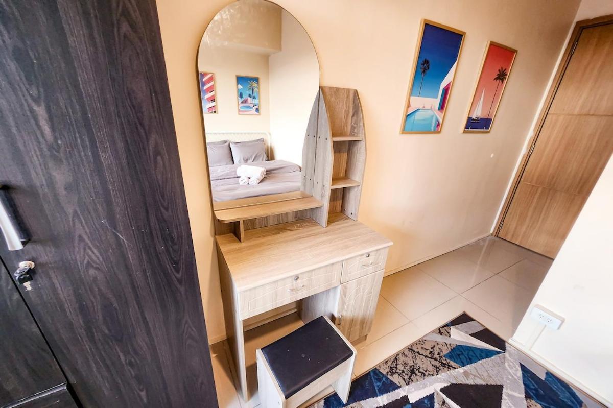 Apartment Amazing View 2br Moa, 98 Sqm Xbox 200mbps, Printer